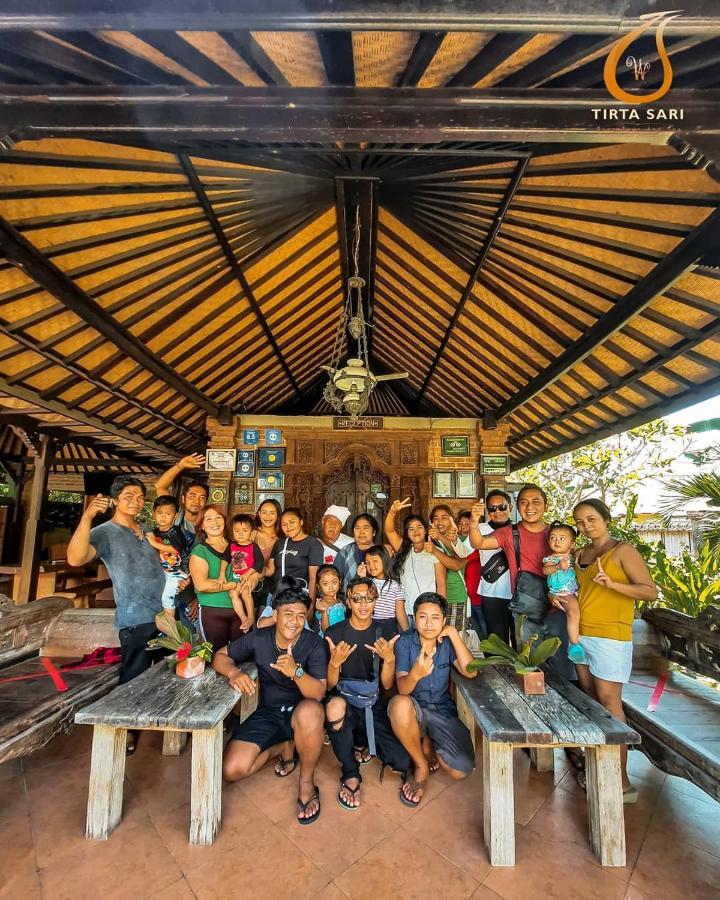 เตียร์ตา ซารี บังกาโล Hotel เปมูเตรัน ภายนอก รูปภาพ